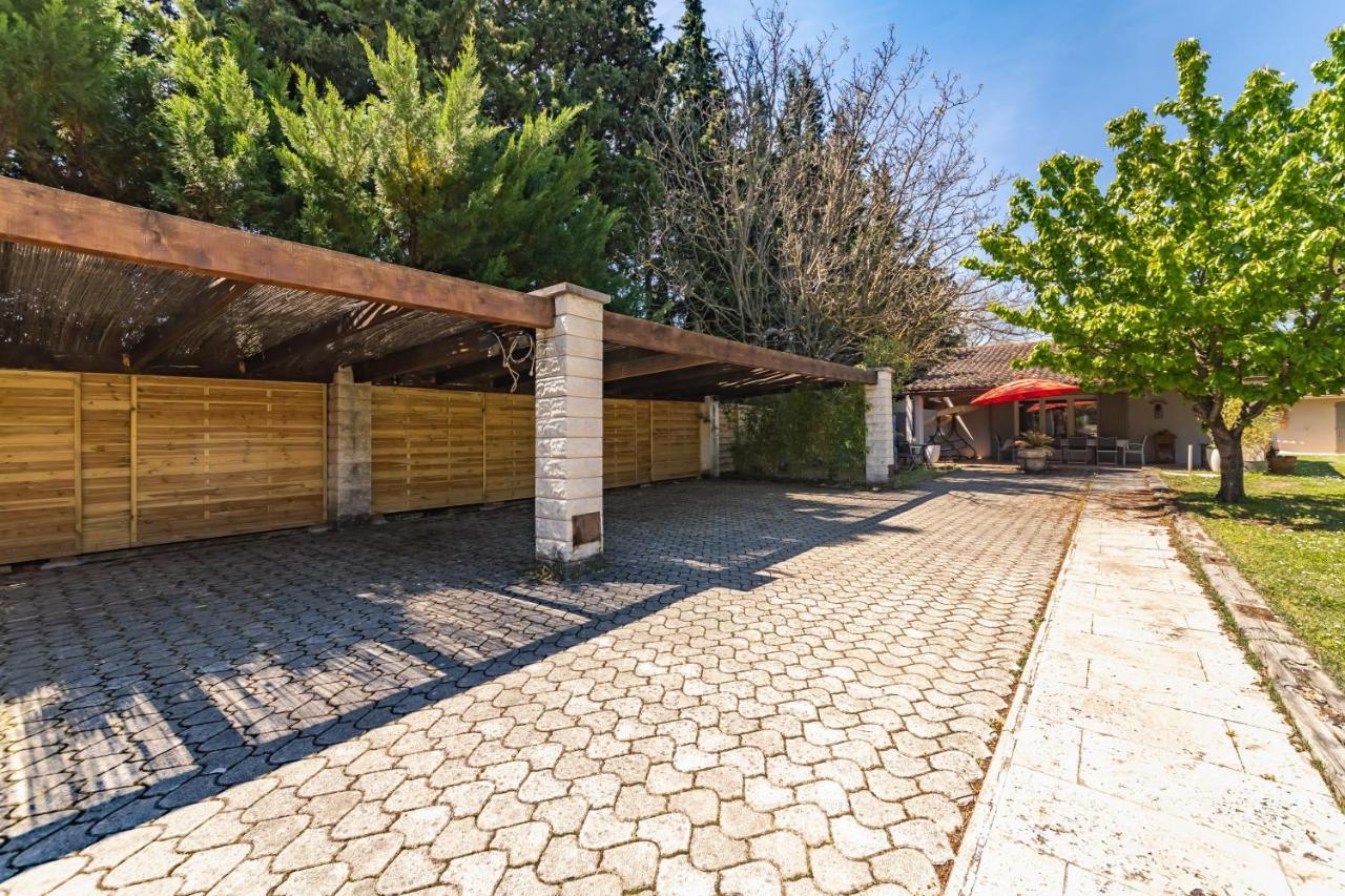 Jade En Provence Hotel Vaison-la-Romaine Exterior photo